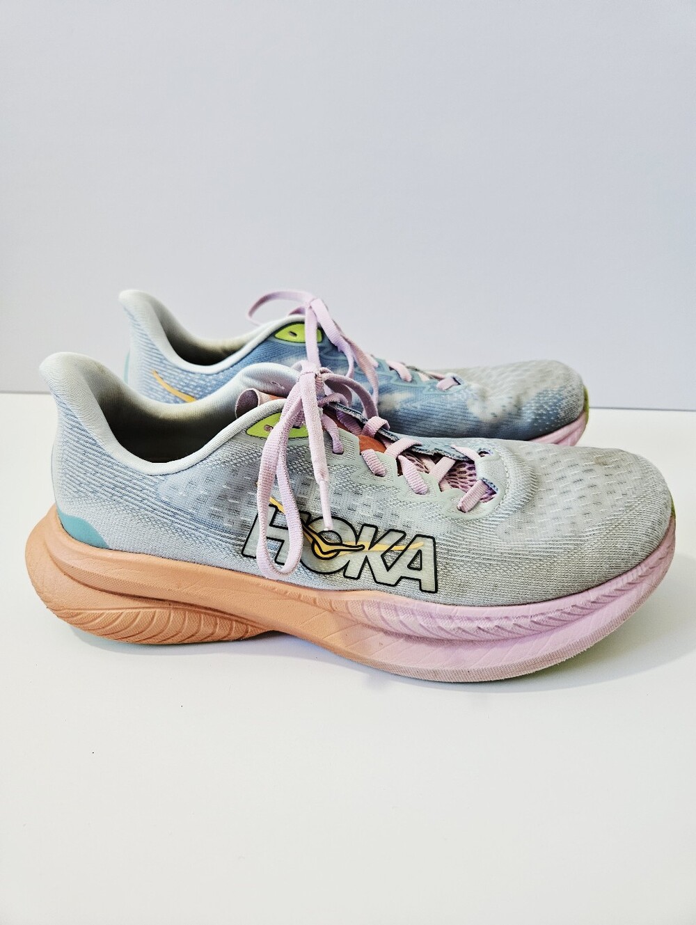 Hoka One One Mach 6 Running Shoes Size 9 Lightweight
